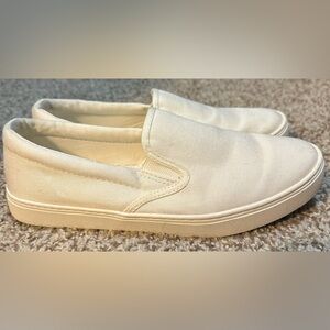 Old Navy slip on sneakers. White, size 7. Worn a few times